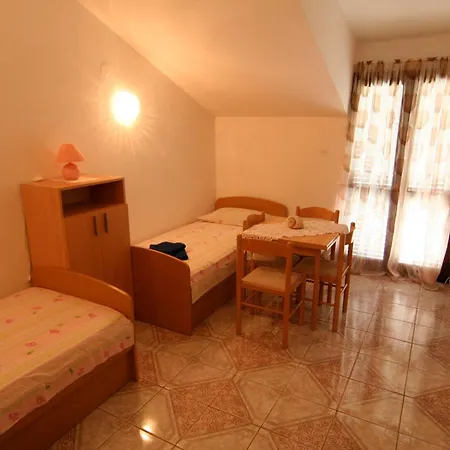 Apartments Marta Trogir Zimmer foto