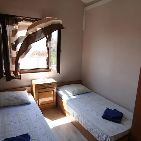 Apartments Marta Trogir Zimmer foto